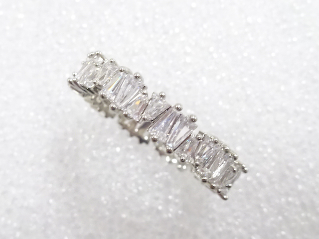 JAPANESE KIMONO / ANTIQUE CRYSTAL RING (SIZE 19)